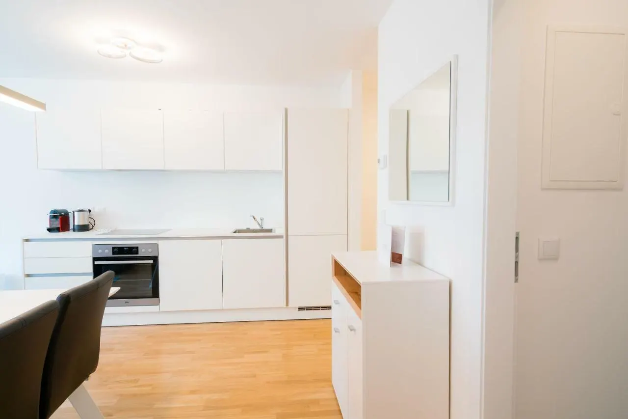 Vienna Residence, Kagran - United Nations Apartment