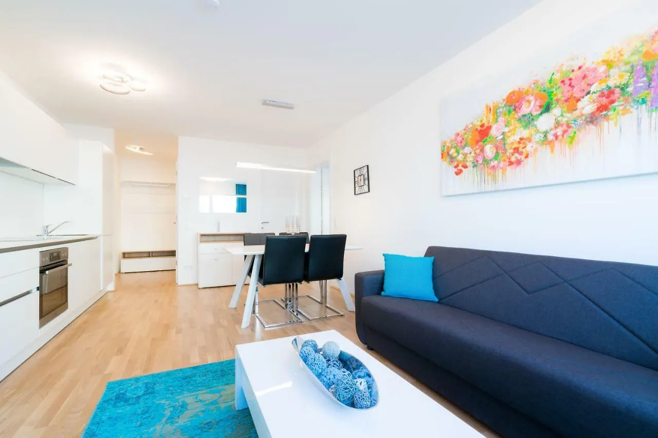 Vienna Residence, Kagran - United Nations 0*,